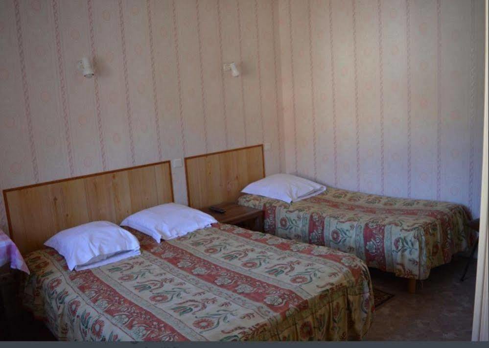 A La Vielle Halle Souppes-sur-Loing Εξωτερικό φωτογραφία